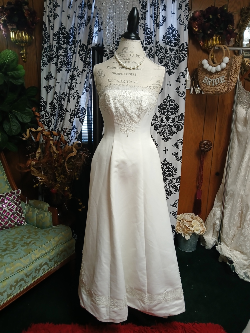 Classic White Strapless Bridal A-Line Gown with Lace Bodice